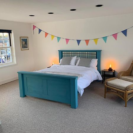 Hill House - Mews Town House, In A Quiet Private Close, In The City Centre Of Inverness. Kültér fotó