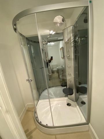 Hill House - Mews Town House, In A Quiet Private Close, In The City Centre Of Inverness. Kültér fotó